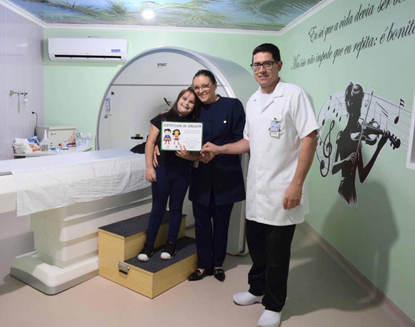 Tomografia infantil: todo cuidado do HSJ