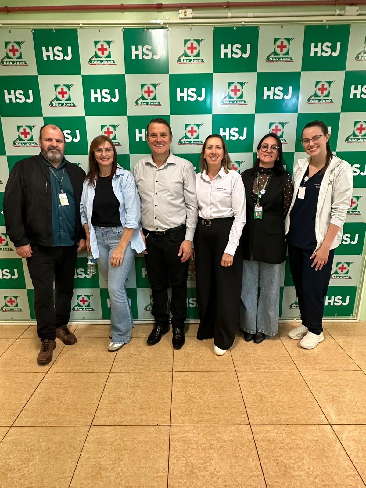 Curso Técnico de Enfermagem: HSJ recebe equipe do IFSC para conhecer nossas instalações