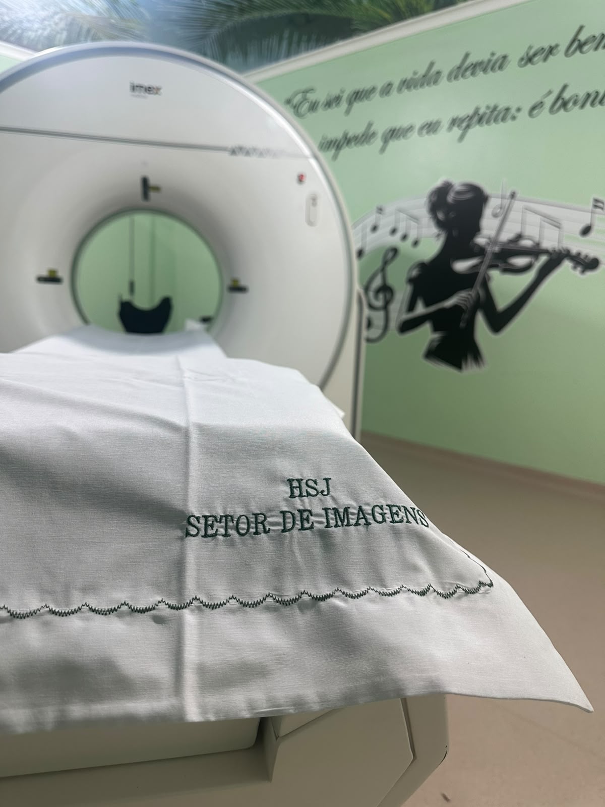 Centro de Imagens recebe novos kit de enxoval: fronha e lençois